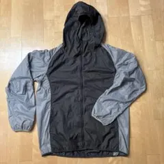 UNIQLO ナイロンパーカーXL 黒/グレー