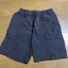 UNIQLO 黒 ハーフパンツ 160サイズ