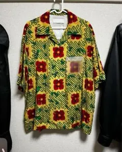 ネオンサイン neon sign 21ssの花柄のシャツ　46サイズのサムネイル