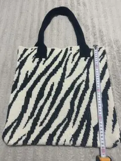 Item thumbnail for item dc8e917b-ab69-4a59-bfd4-bfe60343390c