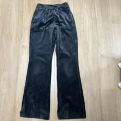 GU ダークグレー フレアパンツ