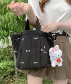 Item thumbnail for item fc5666b5-7704-4b41-aabe-557b4945e8dc