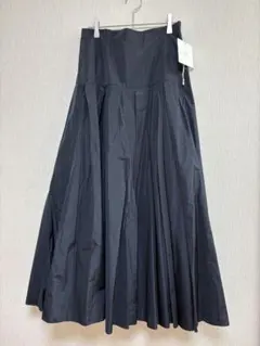 新品•未使用】IENA トリプルツイルタックスカート 黒、無地 - メルカリ