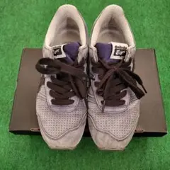 オニツカタイガー　スニーカー