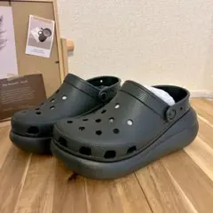 【新品】 crocs クロックス メガ クラッシュ クロッグ 24cm 厚底