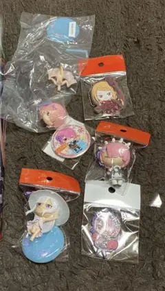 レム　ラム エミリア　プリシラ　ちびきゅんフィギュア　ラバスト　缶バッジ