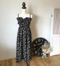 ✴︎新品未使用✴︎ ロングワンピース　花柄ワンピース　スリット　綺麗め　キャミワンピ
