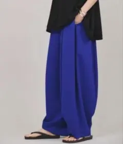 新品同様 カレンソロジー　フォールドロストパンツ　青 ブルー 新品同様 カレンソロジー フォールドロストパンツ 青 ブルー - メルカリ