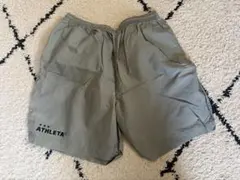 ATHLETA サッカー用グレーショートパンツ