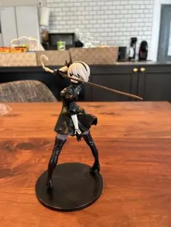 ニーアオートマタ　２B　18cm　ガレージキット　塗装済完成品　フィギュア