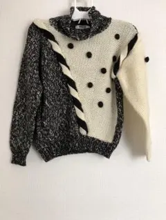 42 TONGARI ツートンカラー ポンポン付きニットセーター　M