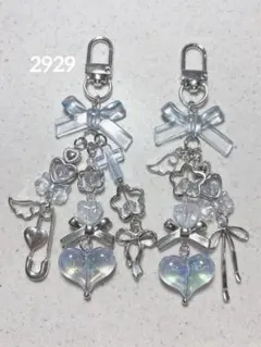 ビーズキーホルダー 青 水色 韓国 y2k コレクトブック 2点