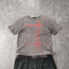 grey neon line graphic boxy 00s　oのサムネイル