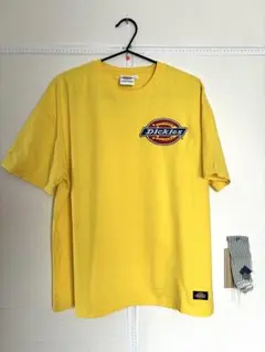 Dickies イエロー Tシャツ フロントにロゴワッペン　Lサイズ