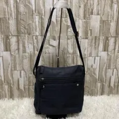 【EMPORIO ARMANI】ダークブルー ショルダーバッグ ロゴ入り