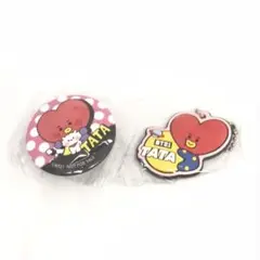 くら寿司 BT21  TATA  缶バッジとラバーマスコットのセット