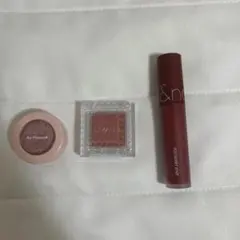 アイシャドウとリップセット