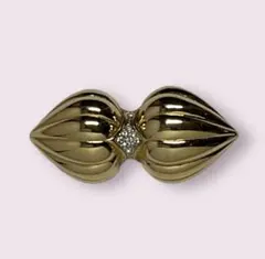 ヴィンテージ　ブローチ　ゴールド色