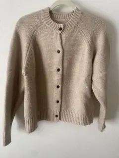 Item thumbnail for item 7f2040bf-ac6f-43a3-ad54-a0405f2cf878