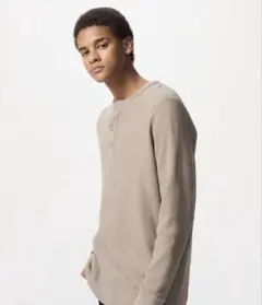 UNIQLO ワッフルヘンリーネックTシャツ　カットソー M ベージュ