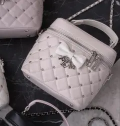 店舗完売 ♡即日発送可♡ pium バイカラーリボンロゴチャームバニティ 