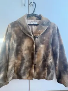 ブラウン系ファーショートジャケット
