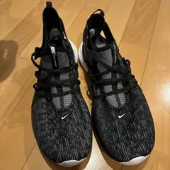 NIKE シューズ　28.5センチ　トレーニング　ランニング