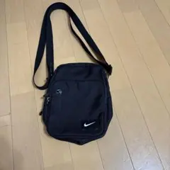 NIKE ナイキ ミニショルダーバッグ ブラック ロゴ メンズ レディースy2k