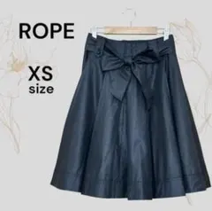 ROPE 美品 ロペ ブラック フレアスカート XS ウエストリボン 光沢のサムネイル