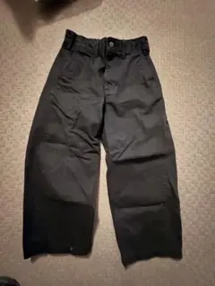 黒 ワークパンツ 多機能ポケット付き