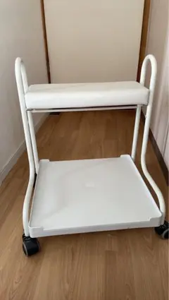 フットネイル台 ネイル専用フットオットマン - メルカリ
