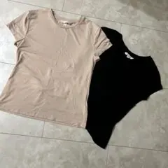 ピンクベージュと黒の半袖Tシャツ2枚セット