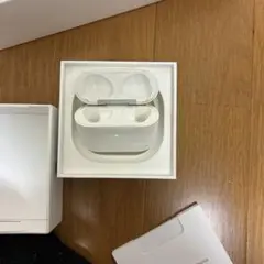 Apple AirPods (第3世代) イヤフォンケース