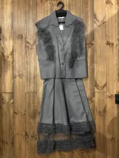 LEJA チュールフリルセットアップワンピースドレス ワンピース・ジレ2点セット