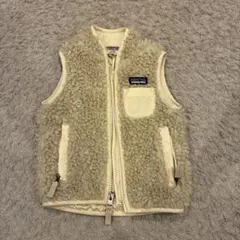 こ*ぶ様 patagonia フリースダウンベスト 6-12M クリーム