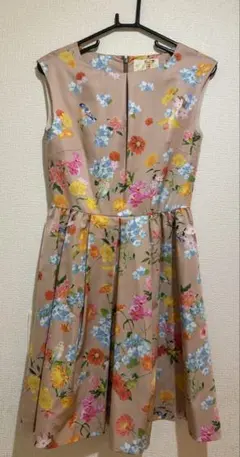 Chesty花柄ノースリーブワンピース サイズ1