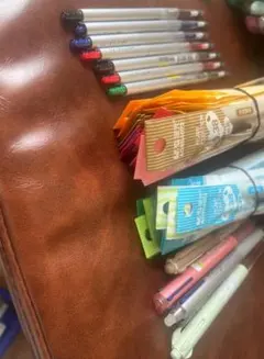 多色ボールペンセット 　替え芯：50本以上