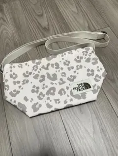 韓国 ノースフェイス THE NORTH FACE ヒョウ柄 ショルダーバッグ