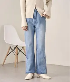 B Kastane ボタンスリットデニムのサムネイル