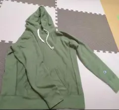 Champion リバースウィーブパーカー オリーブグリーン　限定アイテム