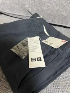新品同様　UNIQLO U ワイドフィットチノ