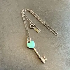 Tiffany & Co. ハートキー ネックレスのサムネイル