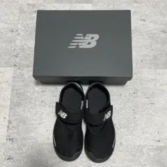 New Balance キッズ メッシュサンダル ブラック　水陸両用19.5cm