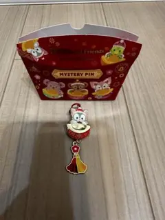 香港ディズニーランド限定！旧正月　ダッフィー＆フレンズ　ピンバッジ　ジェラトーニ