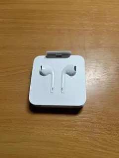 Apple純正 有線イヤホン EarPods Lightningコネクタ