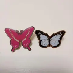 蝶デザイン ピンバッジ 2個セット