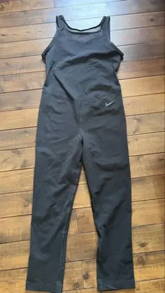 Nike オールインワン　ヨガウェア スリムフィット　sサイズ　ユーズド