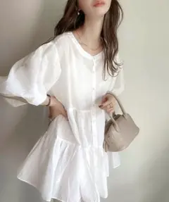 夏に大活躍！ふわり、風をまとう。3wayバルーンスリーブティアードシアーシャツ