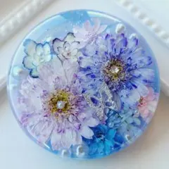 No.748 レジン ヘアゴム キーホルダー ピンバッジ カスミソウローズ