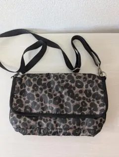 【美品】　LESPORTSAC ヒョウ柄　レオパード　ショルダーバッグ